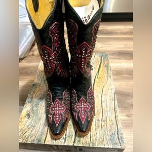 Corral Black with Pink Accent Western Boots